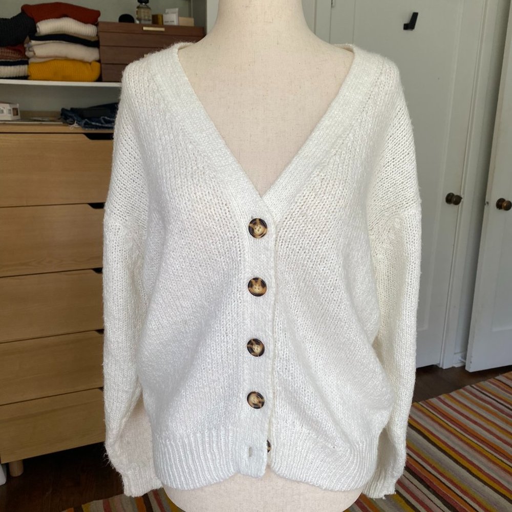VINTAGE | Grandpa Cardigan with Tortoiseshell Buttons | Size: Medium